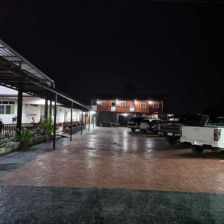Baan Sabaijai Resort That Phanom エクステリア 写真