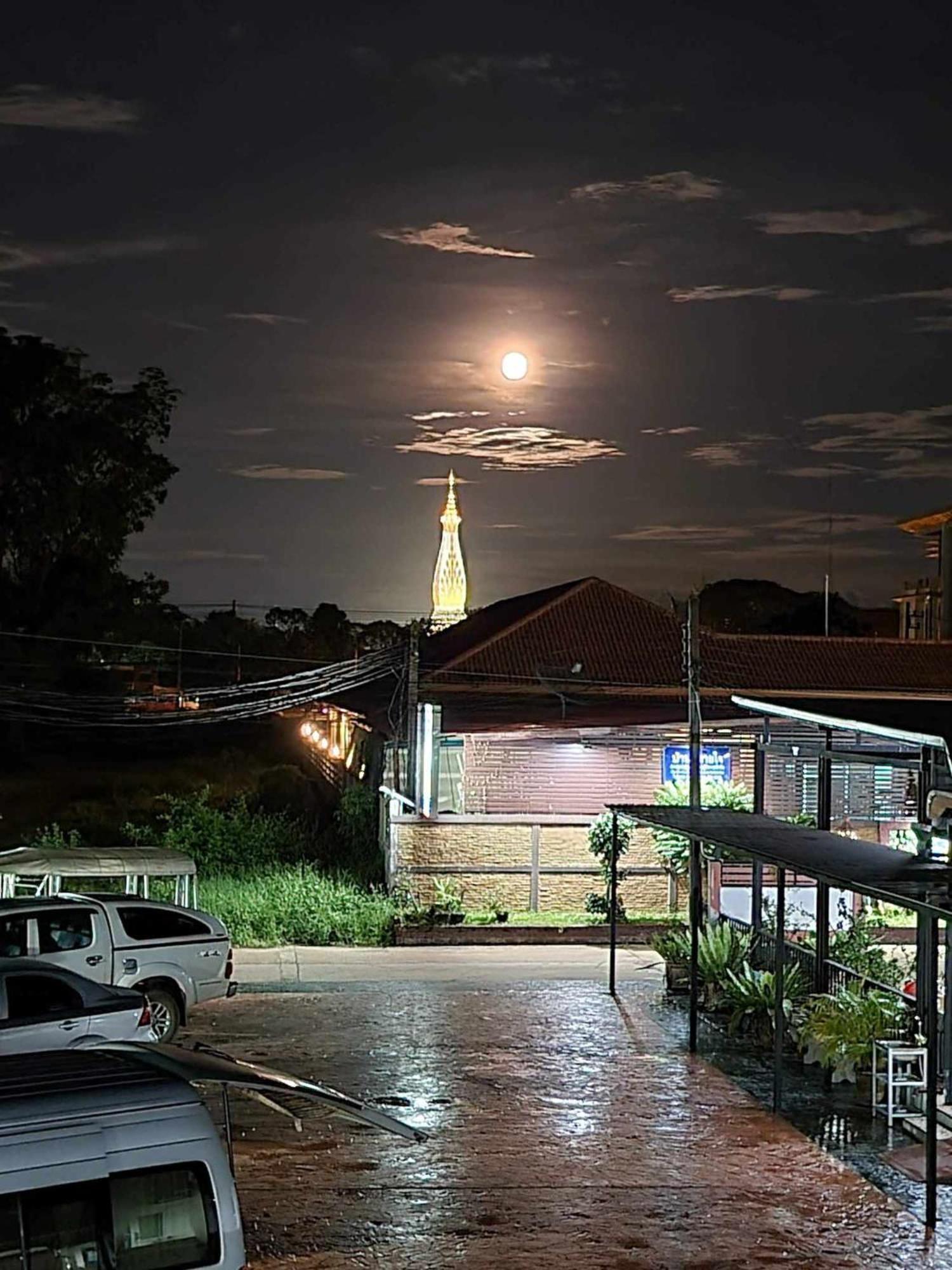Baan Sabaijai Resort That Phanom エクステリア 写真
