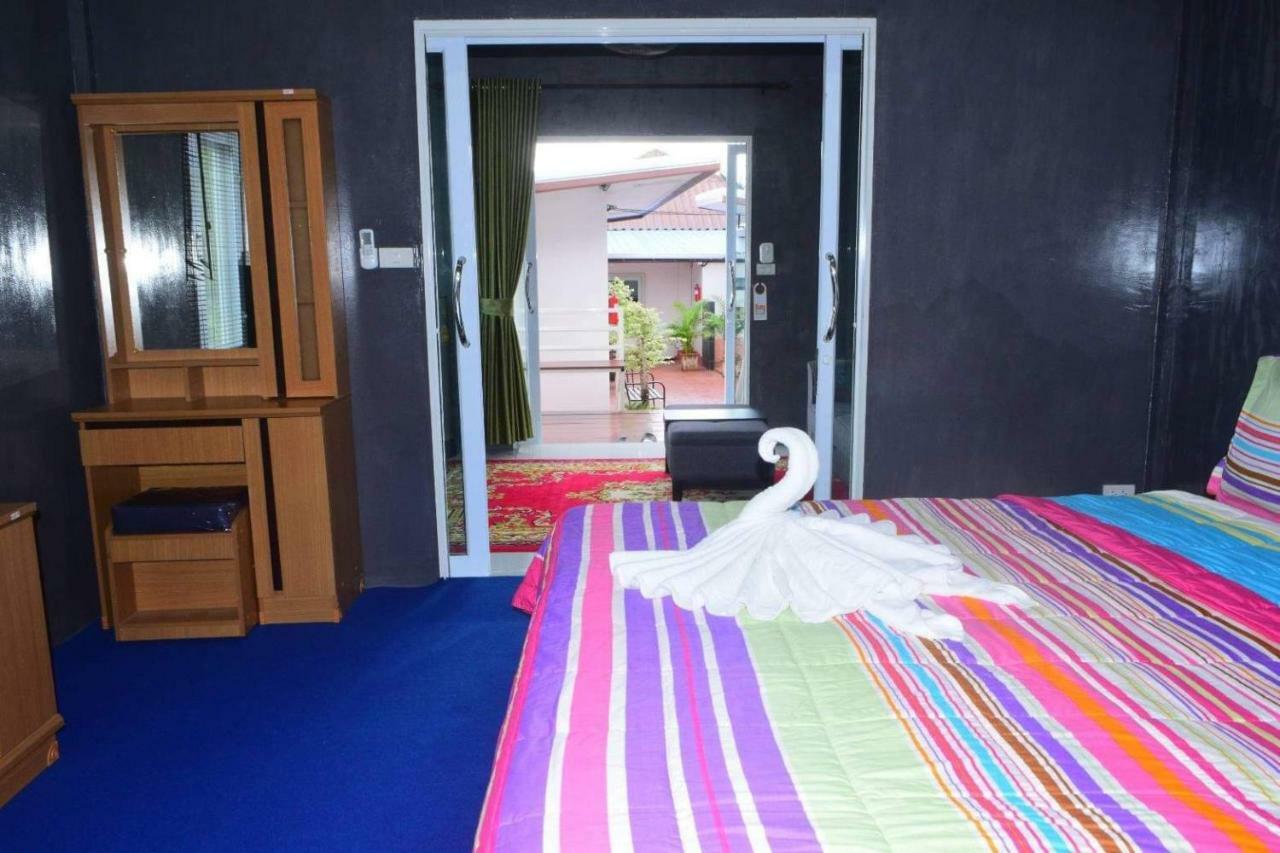 Baan Sabaijai Resort That Phanom エクステリア 写真